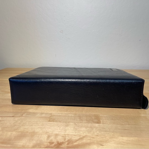 Vintage Zip around Binder Genuine cowhide made in the USA - Picture 5 of 13